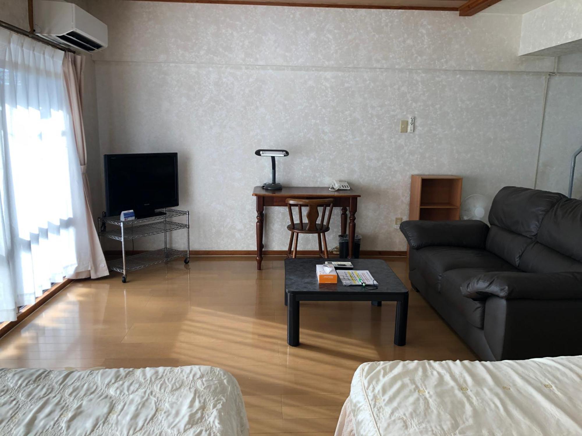 Weekly Harbourview Mansion Main Building Apartamento Naha Exterior foto